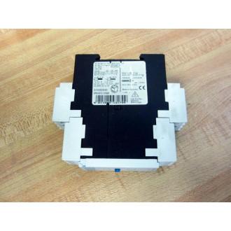 Siemens 3RN1012-1CK00 Thermister Motor Protector 3RN10121CK00 - Used