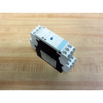 Siemens 3RN1012-1CK00 Thermister Motor Protector 3RN10121CK00 - Used