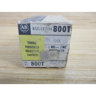 Allen Bradley 800T-J52B3 Keyed Selector Switch 800TJ52B3 W Key, (2)800T-XA