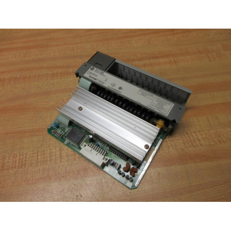 Allen Bradley 1746-OA16 Output Module 1746-0A16 Series A - Used