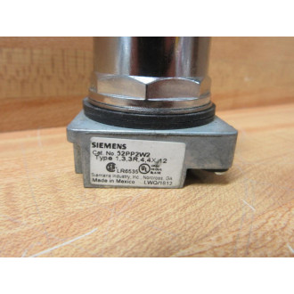 Siemens 52PP2W2 Push-Pull Switch WO Contacts - New No Box