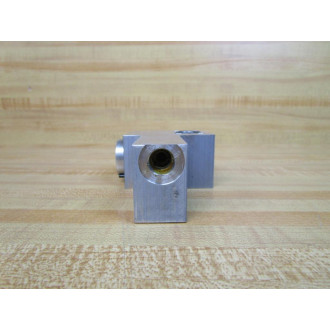 Danfoss 27XP829-524 Manifold Body 1781432 - New No Box