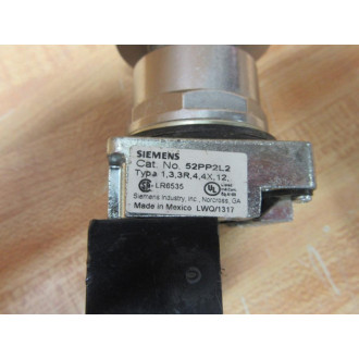 Siemens 52PP2L2A Illuminated PushPull Button WO 52BJK, W 52AAIL2 - New No Box
