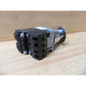 Siemens 52PP2G2A PushPull Switch 2-Pos WRed Lens - New No Box