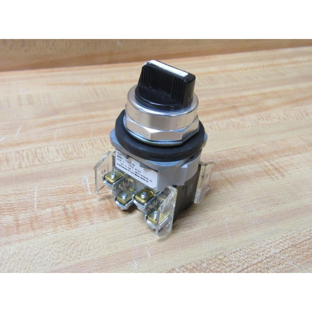 Allen Bradley 800T-J2KC7B Selector Switch 800TJ2KC7B (2) 800T-XA - New No Box