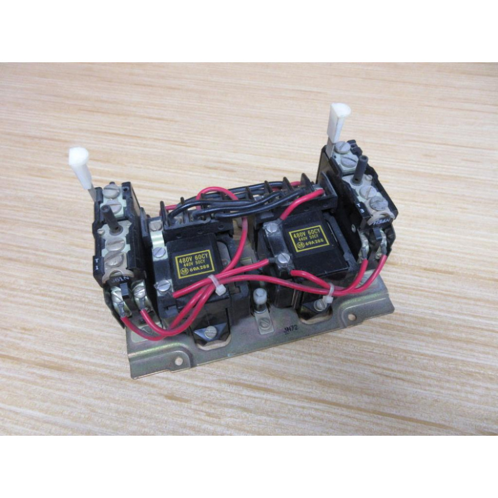 Allen Bradley 705-TOA Reversing Starter 705-T0A - New No Box