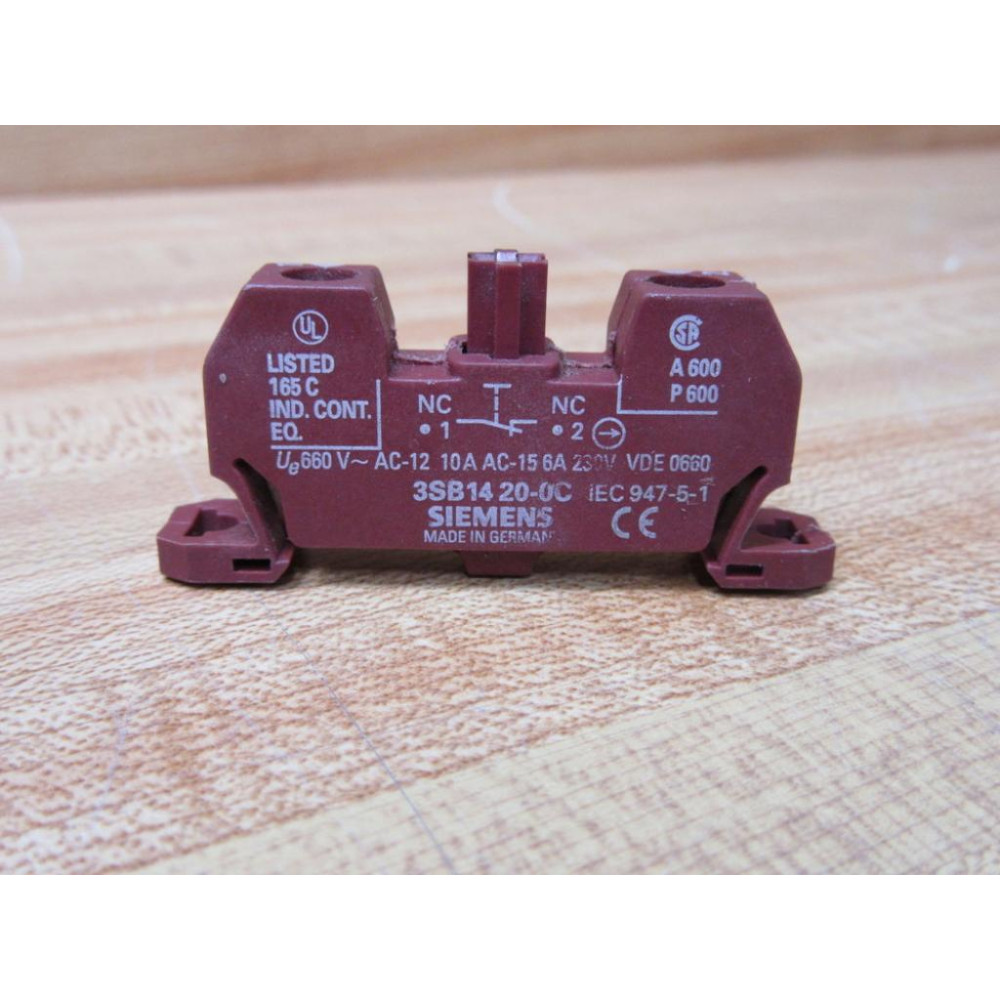 Siemens 3SB1-420-0C Contact Block Base 3SB1420OC - New No Box Siemens 3SB1-420-0C Contact Block Base 3SB1420OC - New No Box