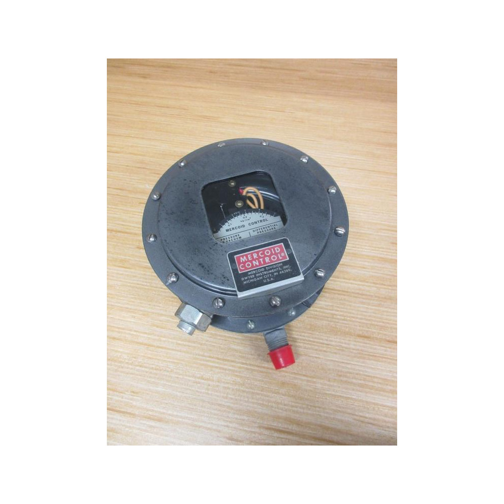 Mercoid Control PGW-7000-153-P2 GasDifferential Pressure Switch - New No Box