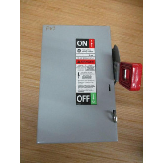 General Electric TH3221 Enclosed Safety Switch - Used