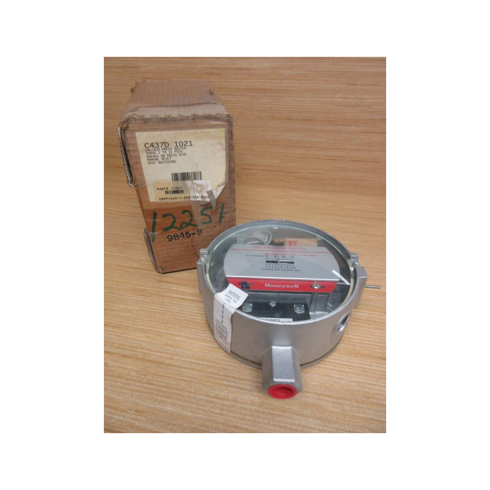 Honeywell C437D 1021 GasAir Pressure Switch C437D1021 Honeywell C437D 1021 GasAir Pressure Switch C437D1021