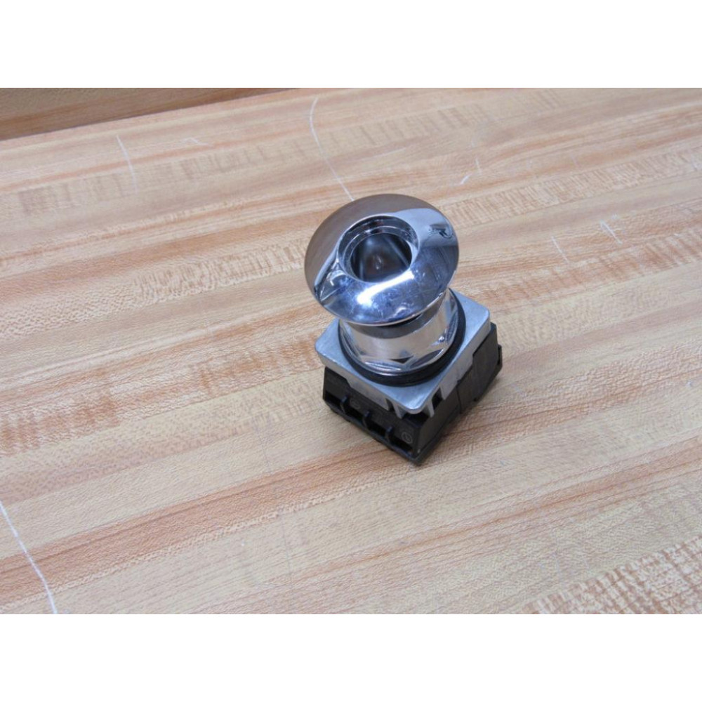 Siemens 52PP2D2A PushPull Button WO Lens, W52AAFD, 52BJK - New No Box Siemens 52PP2D2A PushPull Button WO Lens, W52AAFD, 52BJK - New No Box