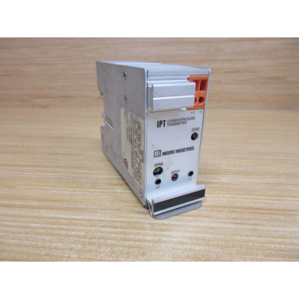 Moore IPT4-20MA3-15PSIG20PSI-FA1(DIN) IPT Transmitter - Used Moore IPT4-20MA3-15PSIG20PSI-FA1(DIN) IPT Transmitter - Used