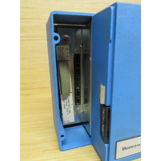 Honeywell BC7000L 1000 Burner Control System BC7000L-1000 WO Cover - Used