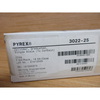 Pyrex 3022-25 Corning Cylinder 3022