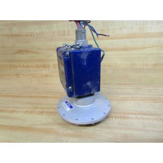 ITT 142P82C6448 Neo-Dyn Adjustable Pressure Switch - Used