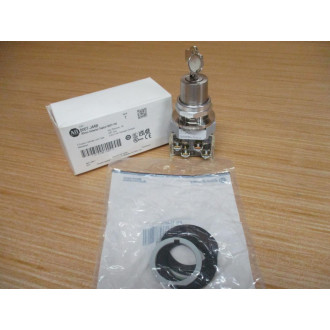 Allen Bradley 800T-J44B Keyed Selector Switch
