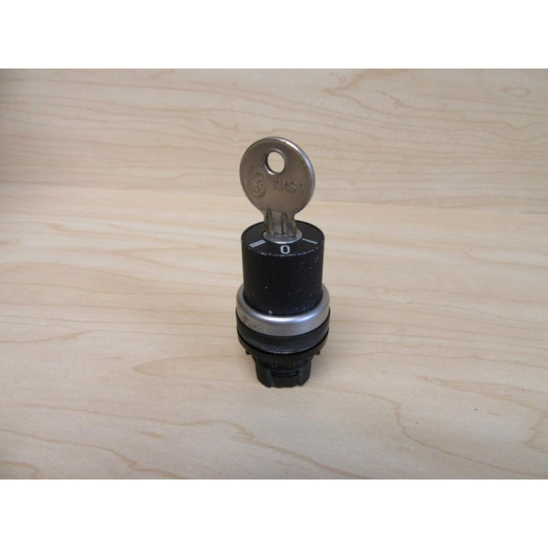 Cutler-Hammer Eaton Moeller RS3-KMS1-A4 Selector Switch - Used