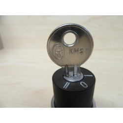 Cutler-Hammer Eaton Moeller RS3-KMS1-A4 Selector Switch - New No Box
