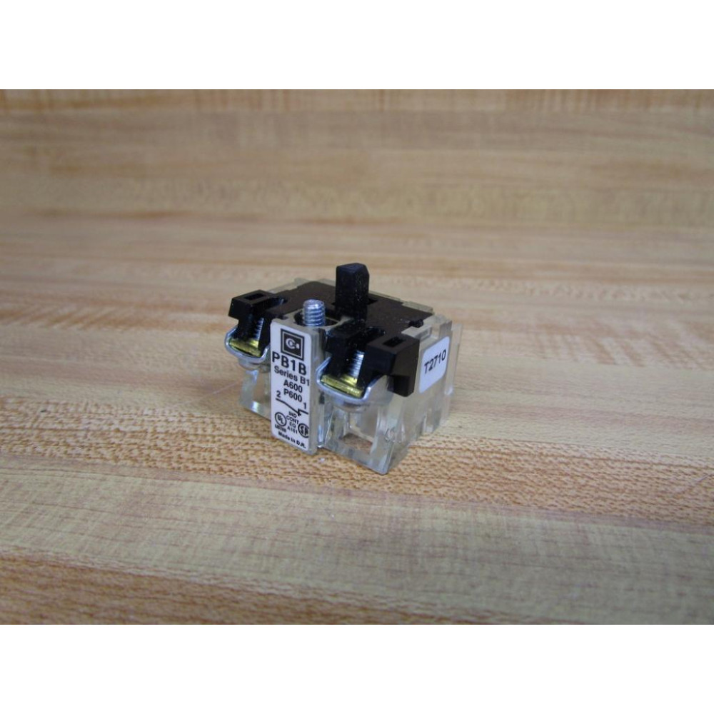 Cutler Hammer PB1B Contact Block Look Close Very In Design - New No Box