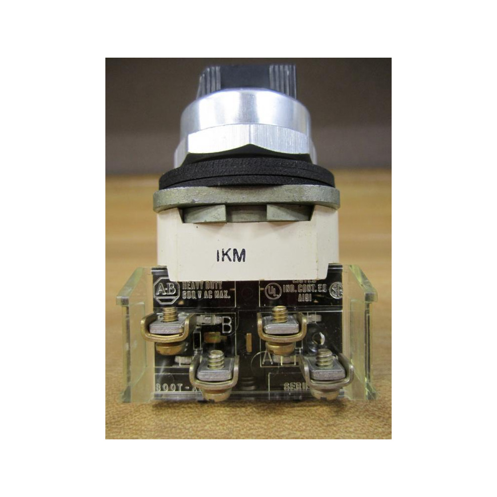 Allen Bradley 800T-J91KC1 Selector Switch 800TJ91KC1 - New No Box Allen Bradley 800T-J91KC1 Selector Switch 800TJ91KC1 - New No Box
