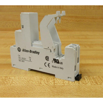 Allen Bradley 700-HN221 Relay Socket 700HN221 WLock - New No Box