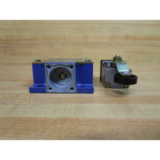 Telemecanique XCK M115H7 Limit Switch 067934 WOut Connector - New No Box