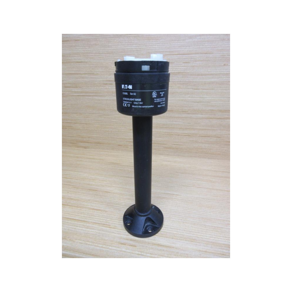 Cutler Hammer E26BL Eaton Stack Light Base 7" Stem W Flange - New No Box Cutler Hammer E26BL Eaton Stack Light Base 7" Stem W Flange - New No Box