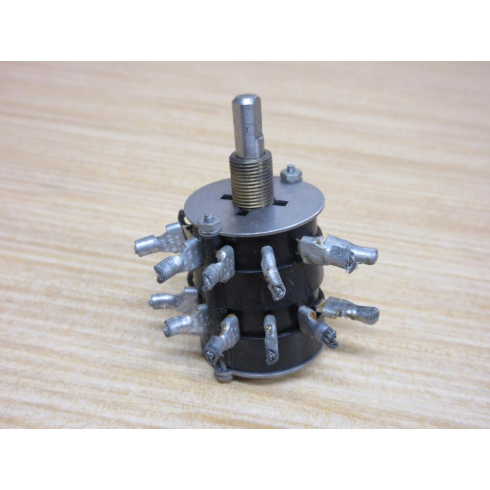 Ohmite 711-6-T2 Potentiometer 7116T2 - Used