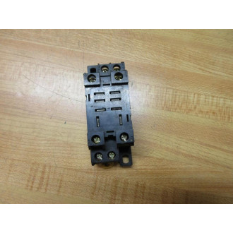 Cutler Hammer D7PA2 Relay Socket - New No Box