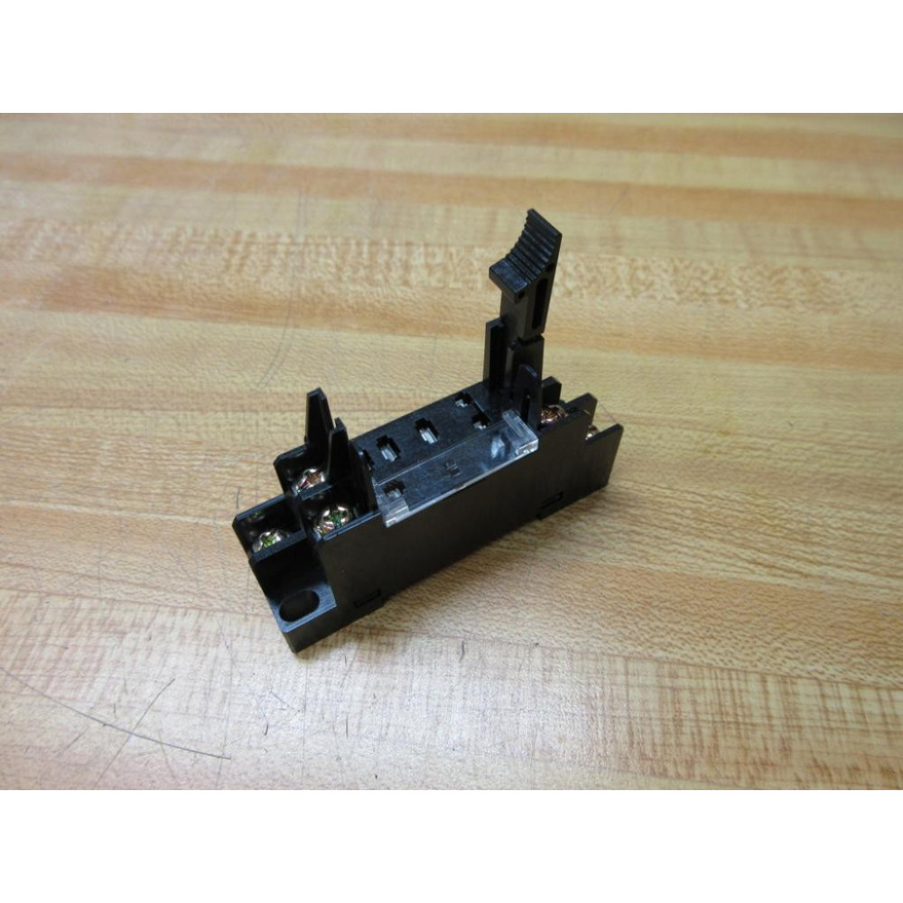 Omron P7TF-05 Relay Socket P7TF05 - New No Box
