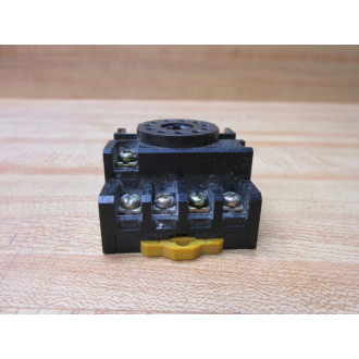 Omron PF113A Relay Socket (Pack of 2) - Used