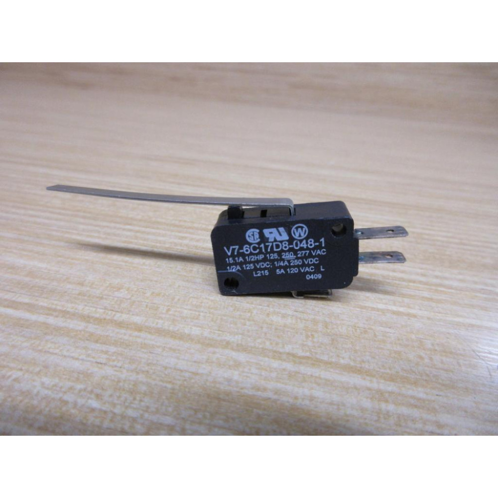 Micro Switch V7-6C17D8-048-1 Snap Action Switch V76C17D80481 - New No Box Micro Switch V7-6C17D8-048-1 Snap Action Switch V76C17D80481 - New No Box