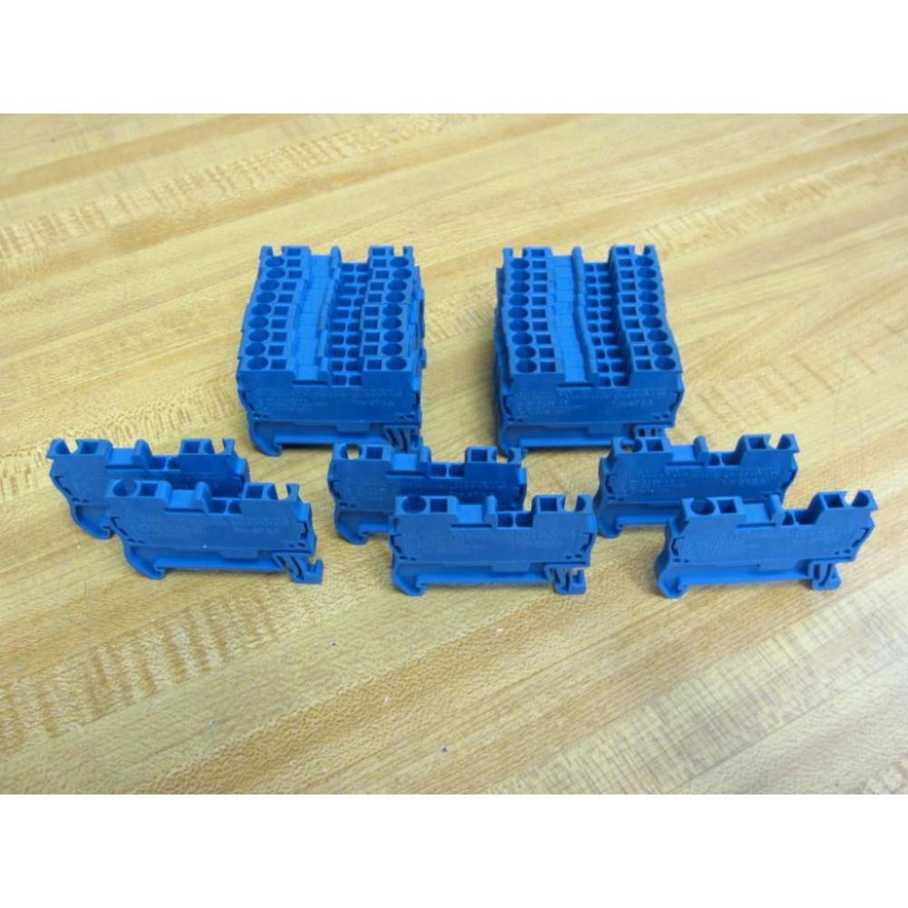 Phoenix Contact ST2.5 BU Terminal Block 3031225 (Pack of 26) - New No Box Phoenix Contact ST2.5 BU Terminal Block 3031225 (Pack of 26) - New No Box