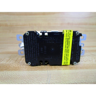 Leviton GFTR1-W Smartlock Pro GFCI Outlet WWallplate GFTR1W