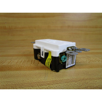 Leviton GFTR1-W Smartlock Pro GFCI Outlet WWallplate GFTR1W