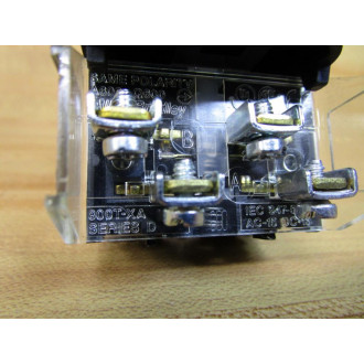 Allen Bradley 800T-QA24 Pushbutton Red 800T-QA24R - New No Box