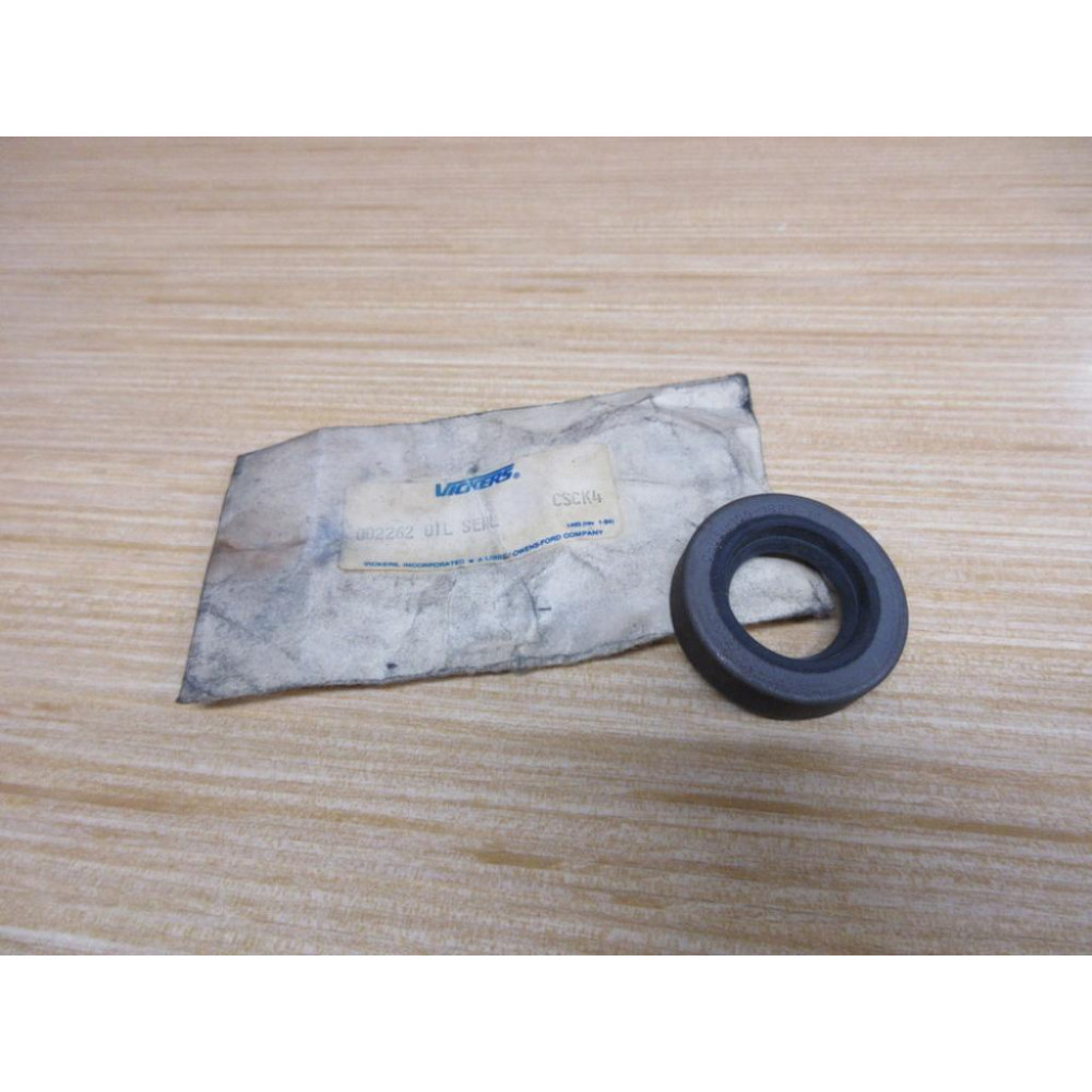 Vickers 002262 Oil Seal C-USI-100-1828-14
