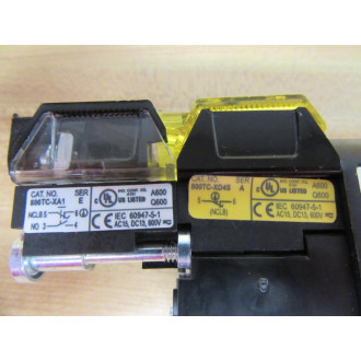 Allen Bradley 800H-00HRX2KB6 Selector Switch
