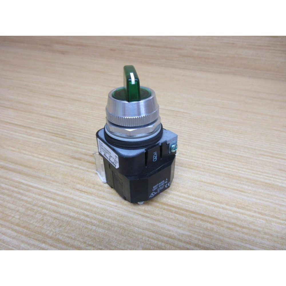 Allen Bradley 800T-16JG5KB7AX Selector Switch 800T-N326, 800T-XA - New No Box
