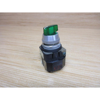 Allen Bradley 800T-16HG2KB6AX Selector Switch Green - Used