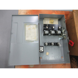 General Electric TH4324 GE Heavy Duty Enclosed Switch