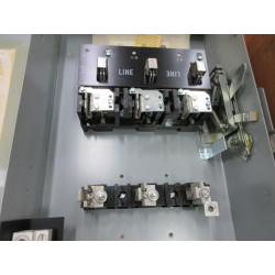 General Electric TH4324 GE Heavy Duty Enclosed Switch