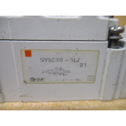 SMC SY5220-5LZ-01 Solenoid Valve SY52205LZ01 - Used