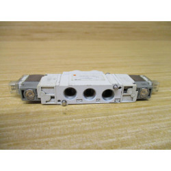 SMC SY5220-5LZ-01 Solenoid Valve SY52205LZ01 - Used