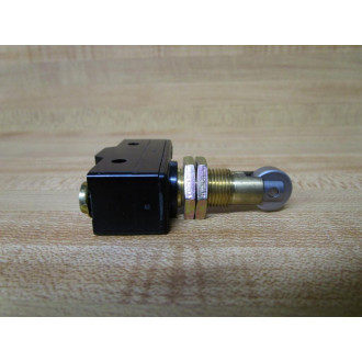 Omron Z-15GQ21-B Switch Z15GQ21B - New No Box