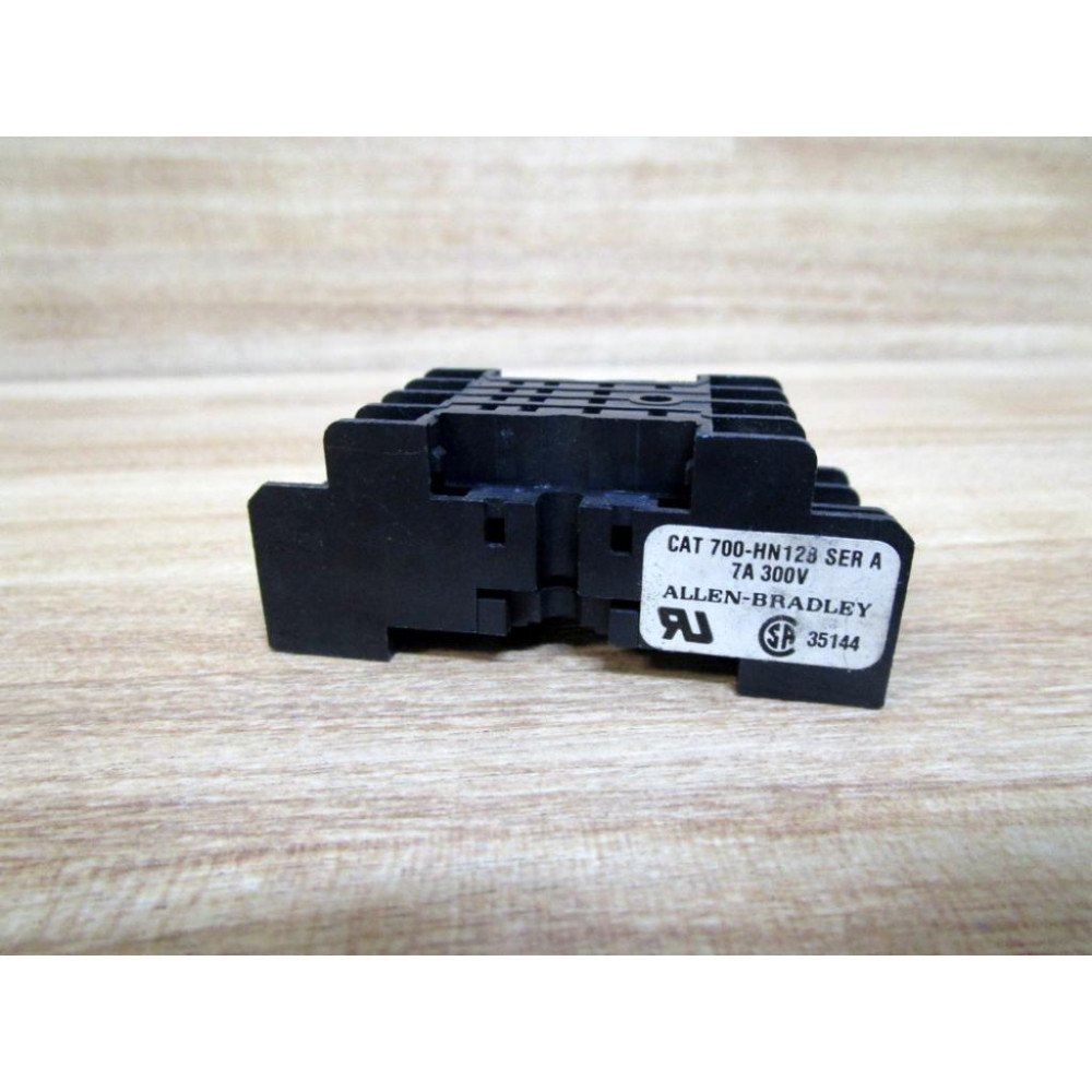 Allen Bradley 700-HN128 Socket 700HN128 7A 300V (Pack of 2) - Used