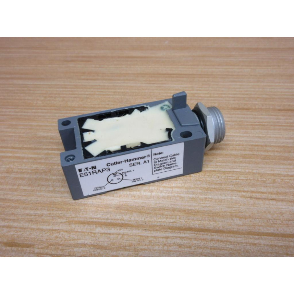 Cutler Hammer E51-RAP3 Eaton Receptacle E51RAP3 Ser. A1 - New No Box