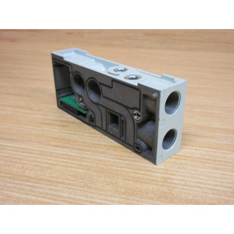 Numatics 006-195D Manifold  006195D WBoard, Screws, & Gasket - New No Box