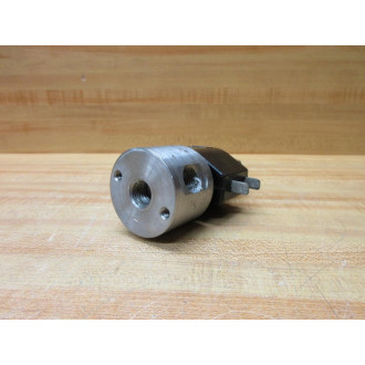 Skinner Valve V5R75020YT Honeywell Solenoid Valve 14" NPT - Used