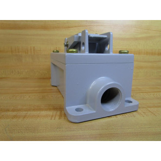 Allen Bradley 800H-1HB7 Pushbutton Station 800H1HB7 Series A